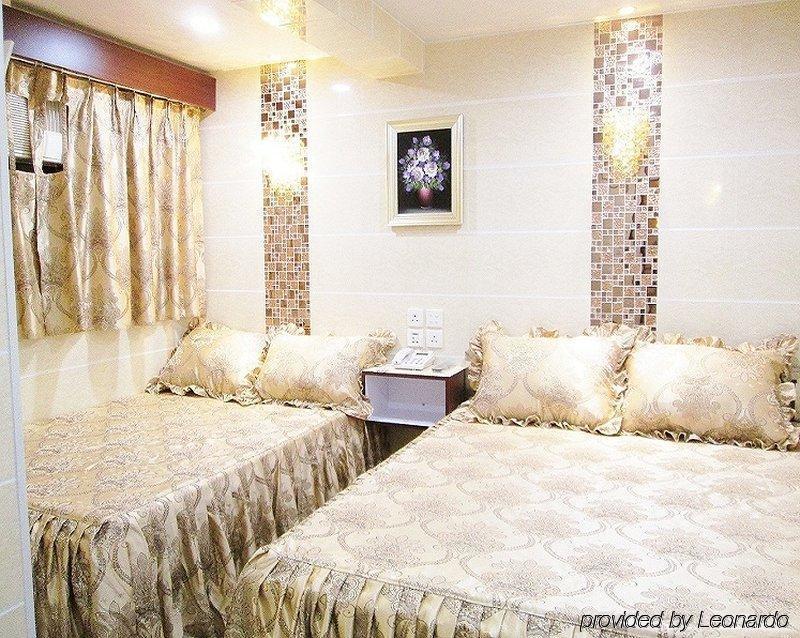 הונג קונג New Chung King Mansion Guest House - Tower C מראה חיצוני תמונה